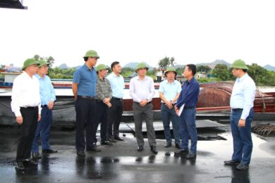 TKV: Tổng giám đốc Tập đoàn Vũ Anh Tuấn kiểm tra sản xuất các đơn vị kho vận, sàngtuyển, tiêu thụ than