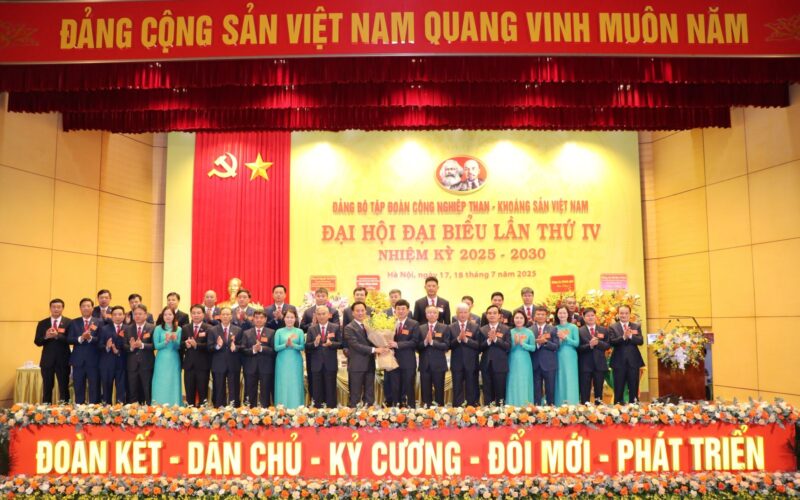 TKV: Đại hội Đại biểu Đảng bộ Tập đoàn Công nghiệp Than – Khoáng sản Việt Nam lần thứ IV, nhiệm kỳ 2025 – 2030 thành công tốt đẹp